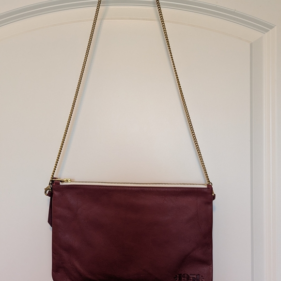 Elegant Burgundy Leather Shoulder Bag - Picture 1 of 4